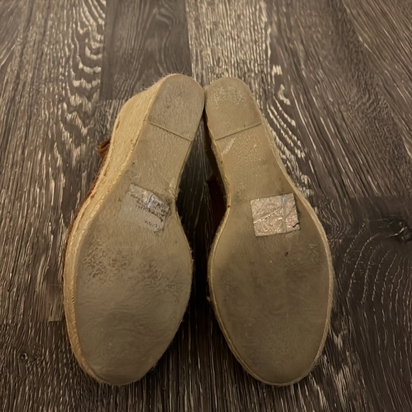 Wedge sandals size 8 - Picture 10 of 10